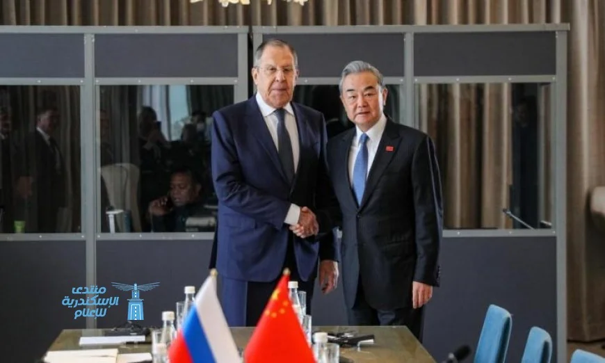وزير خارجية الصين يعلن استعداد بلاده للتعاون مع روسيا من أجل استقرار الشرق الأوسط