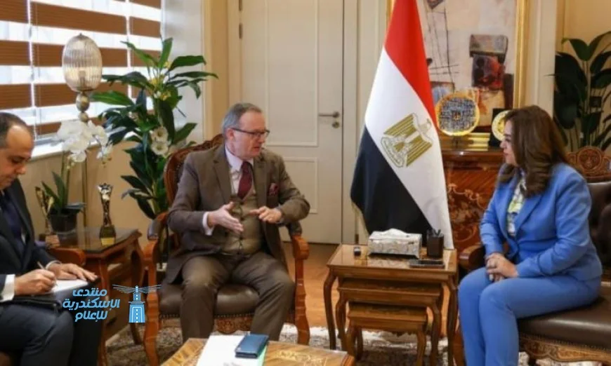 وزيرة التنمية المحلية والبيئة تبحث سبل تعزيز التعاون مع سفير التشيك في القاهرة
