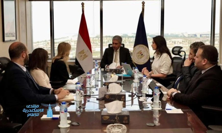 وزير السياحة يتعاون مع شركة فيزا لتعزيز تجربة السياحة في مصر من خلال شراكة استراتيجية