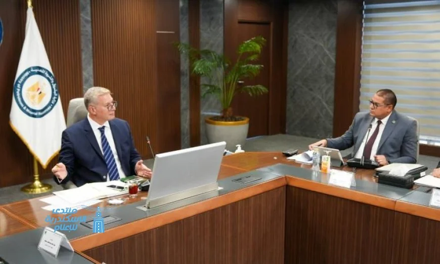 وزير البترول يحضر الجمعية العامة لشركة كارجاس لبحث مستقبل الطاقة في مصر