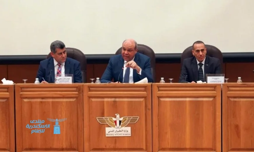 الحفني يجتمع مع قادة شركات الطيران لبحث تعديلات جديدة في اللائحة التنفيذية