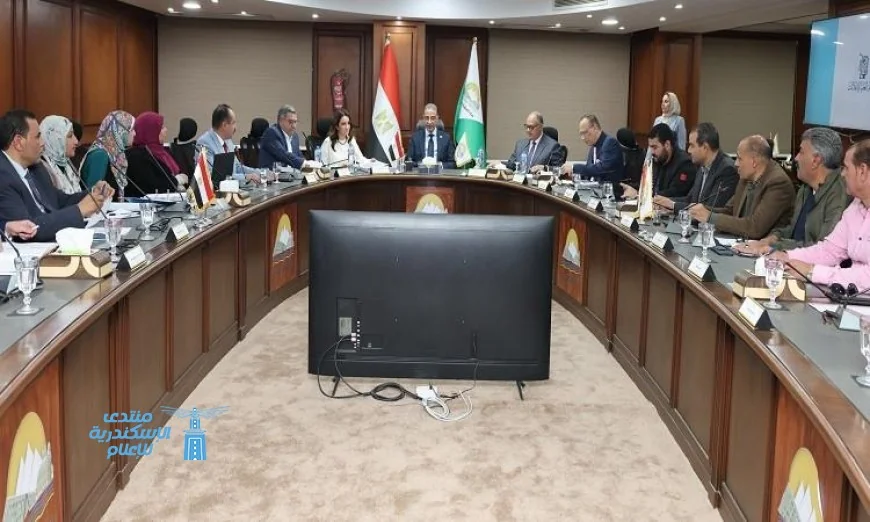 محافظ الجيزة يتولى رئاسة اجتماع اللجنة العليا للإعلانات لتعزيز تنظيم المنظومة وزيادة الموارد