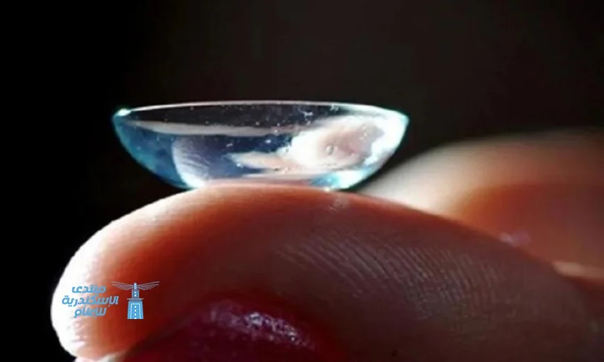 عدسة لاصقة مبتكرة تراقب ضغط العين وتوفر العلاج الذاتي عند الحاجة