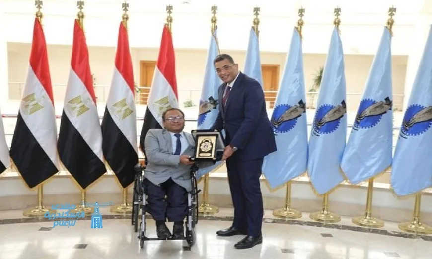 محافظ البحر الأحمر يبحث مع سفير نيبال أوجه التعاون المشترك وتنمية العلاقات الاقتصادية