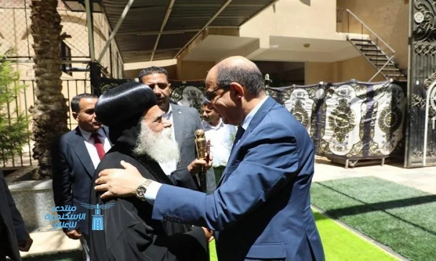 محافظ المنيا يقدم التهاني للقيادات الكنسية في عيد القيامة المجيد