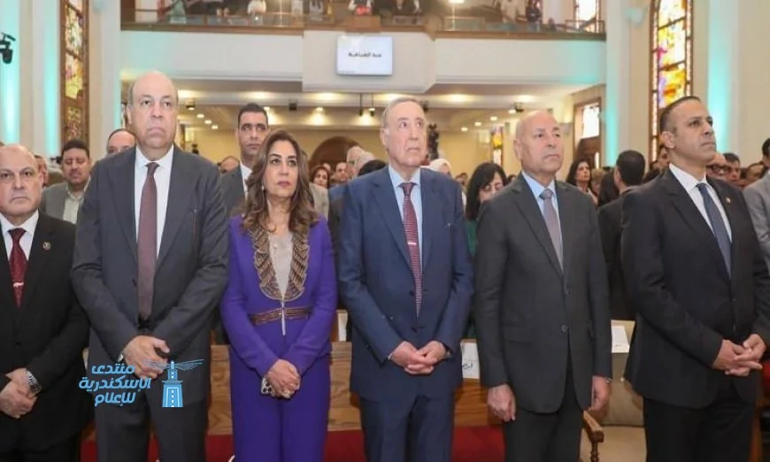 وزيرة التنمية المحلية والبيئة تحتفل بعيد القيامة مع الطائفة الإنجيلية
