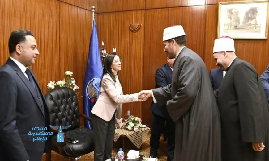 محافظ البحيرة تفتح أبوابها لاستقبال المهنئين بعيد القيامة المجيد