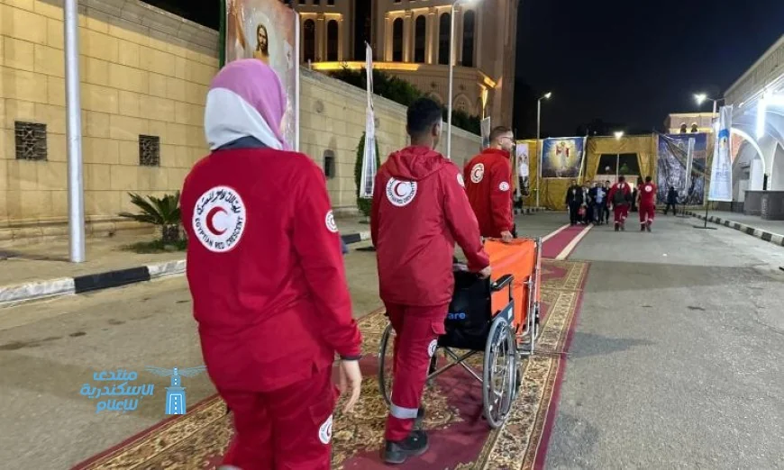 الهلال الأحمر يدعم التأمين الطبي لاحتفالات عيد القيامة المجيد في الكنائس