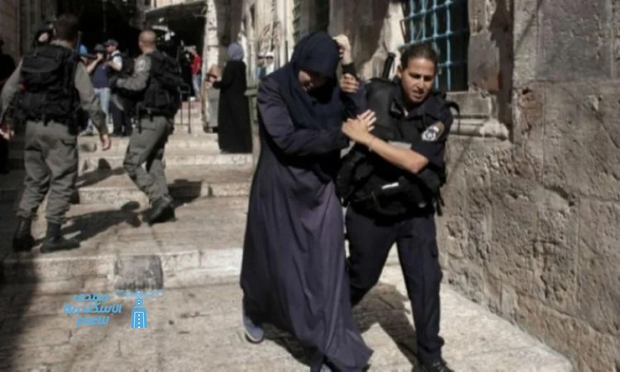 قوات الاحتلال الإسرائيلي تحتجز امرأتين من ساحات المسجد الأقصى