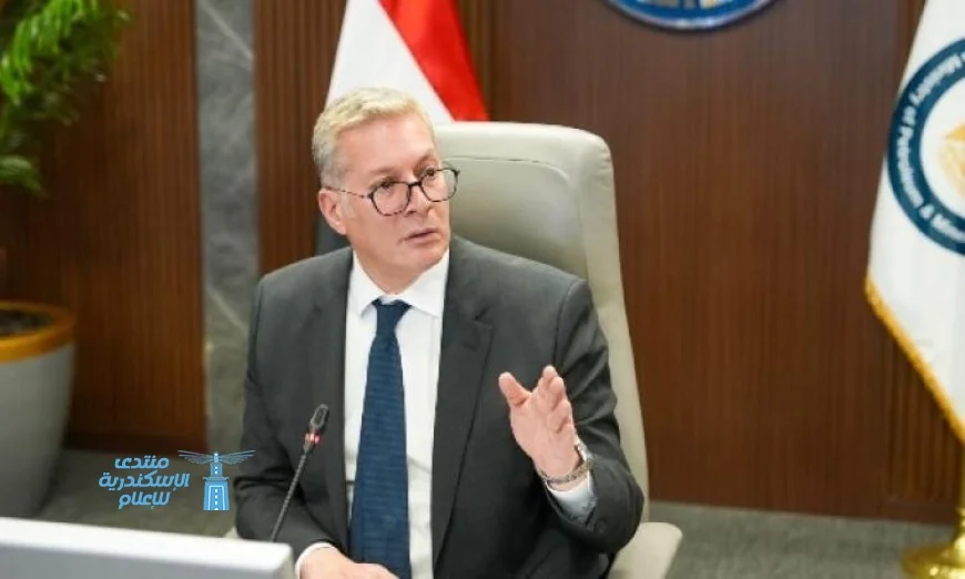 وزير البترول ينظم الجمعية العامة لشركة أسيوط أنوبك عبر الفيديو كونفرنس لتعزيز الاستثمار في قطاع الطاقة