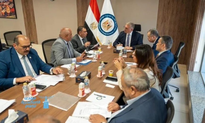 بدوي يؤكد أهمية التوسع في تكنولوجيا الحفر الأفقي والتكسير الهيدروليكي لرفع مستوى الإنتاج