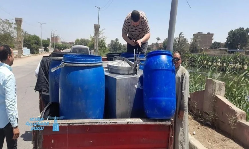 ضبط 2 طن من الألبان الفاسدة في المنيا وتحرير 12 مخالفة لمحلات تجارية