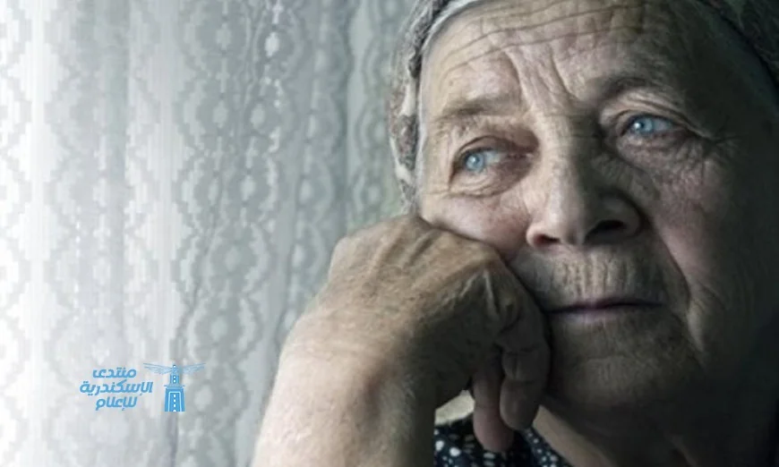 علماء يكتشفون أن كبار السن يعانون من صعوبة أكبر في استعادة توازنهم مقارنة بالشباب