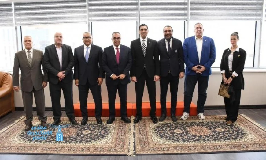 وزير الرياضة يناقش مع اتحاد كرة السلة استراتيجية تطوير اللعبة وتحقيق الإنجازات