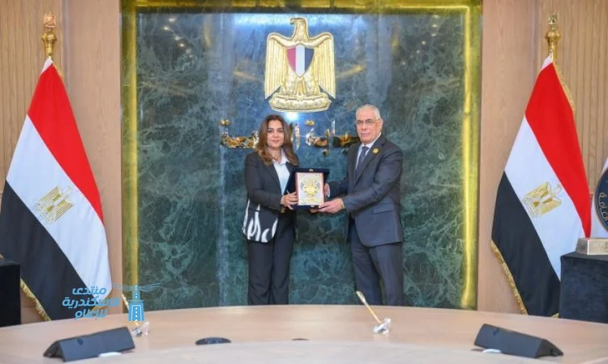 عوض تبرز إنجاز النيابة العامة في استرداد الأراضي وتأثيره على الوطن