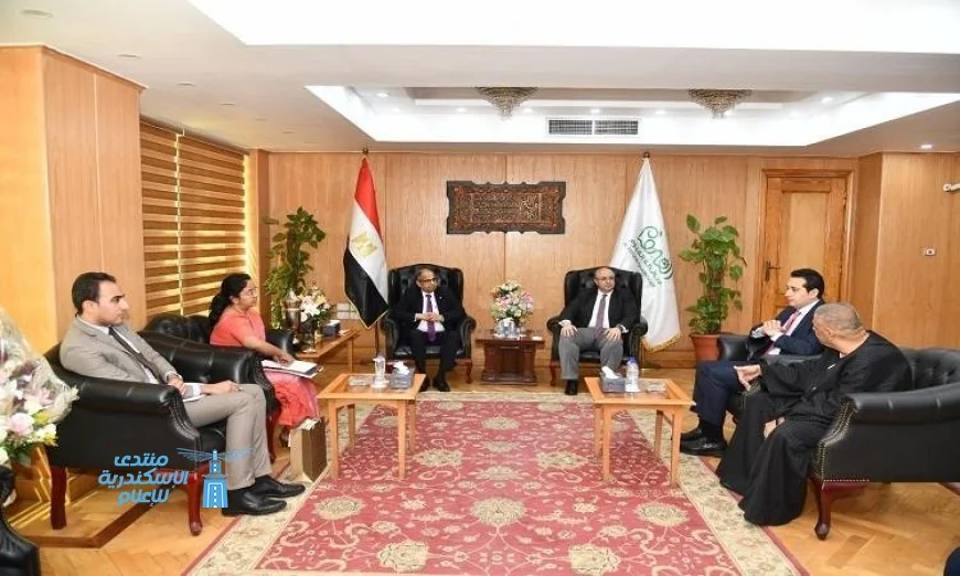 محافظ الفيوم يستقبل سفير سريلانكا في القاهرة لتعزيز التعاون التجاري والاقتصادي