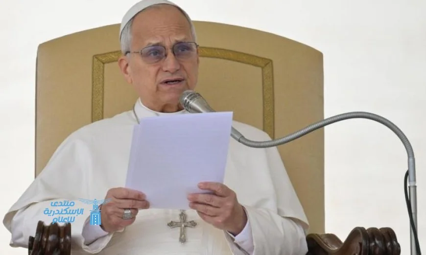 بابا الفاتيكان يدعو أمريكا وإيران لاستئناف محادثات السلام من جديد