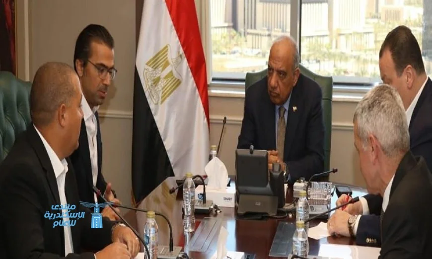 وزير الكهرباء يناقش مع تحالف حسن علام-إنفينيتي مشاريع الطاقة الشمسية والريحية