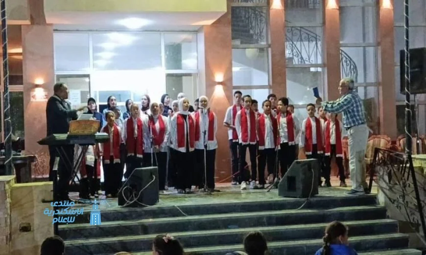 فرقة كورال أطفال المنيا تقدم عرضاً مميزاً احتفالاً بذكرى عيد تحرير سيناء في النادي الرياضي