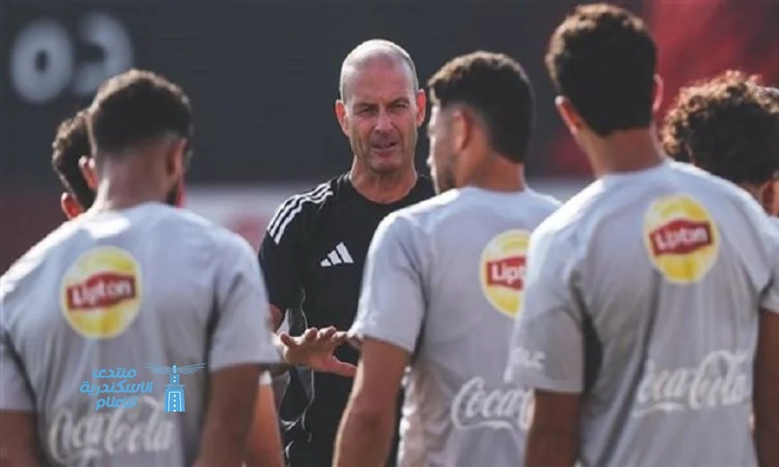 مدرب الأهلي ينبه لاعبيه لتحديات مباراة بيراميدز في الدوري الممتاز