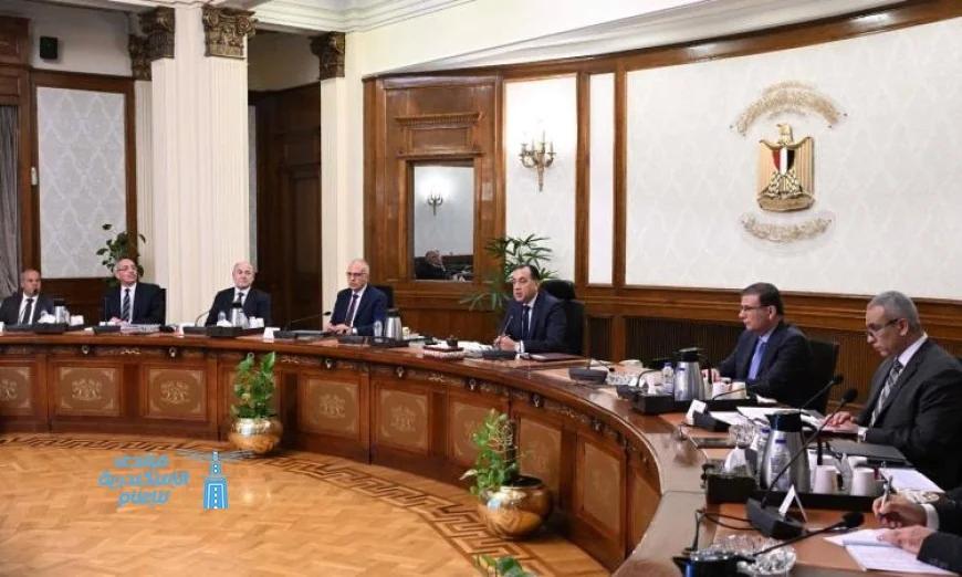 رئيس الوزراء يعلن خطة لجذب المستثمرين إلى سيناء وتوفير فرص عمل جديدة