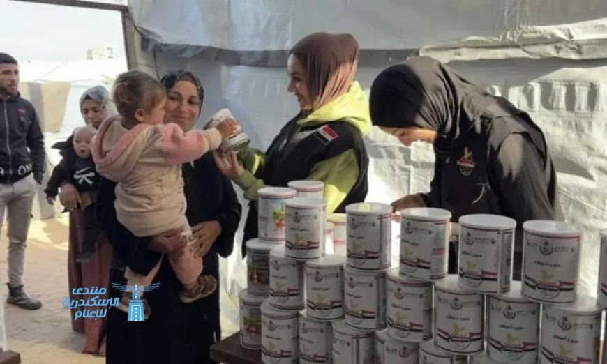 اللجنة المصرية توزع أكثر من 500000 عبوة حليب على سكان غزة