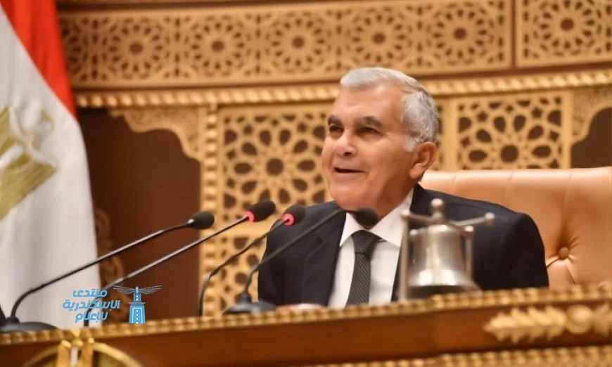 رئيس الشيوخ يؤكد أن العامل المصري هو محور التنمية وقلب الإنتاج المتجدد