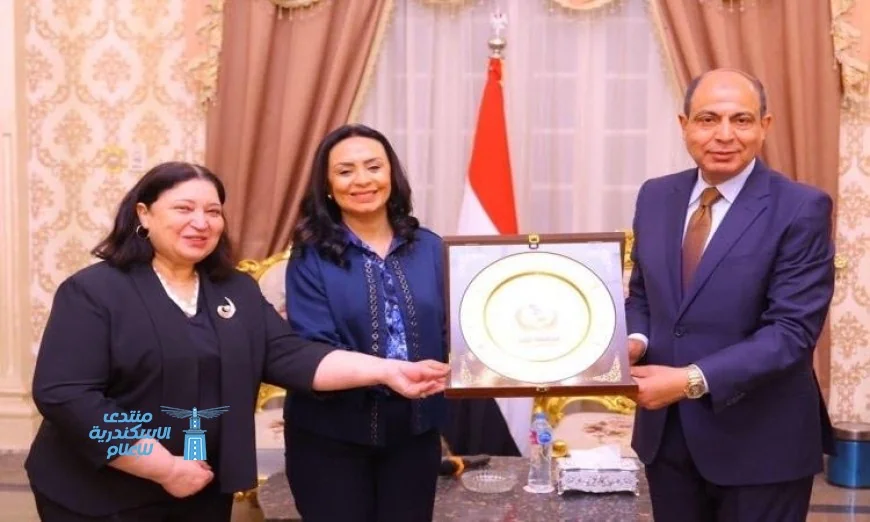 وزيرة التضامن ومحافظ المنيا يتبادلان الآراء لتعزيز شبكات الأمان الاجتماعي في المحافظة