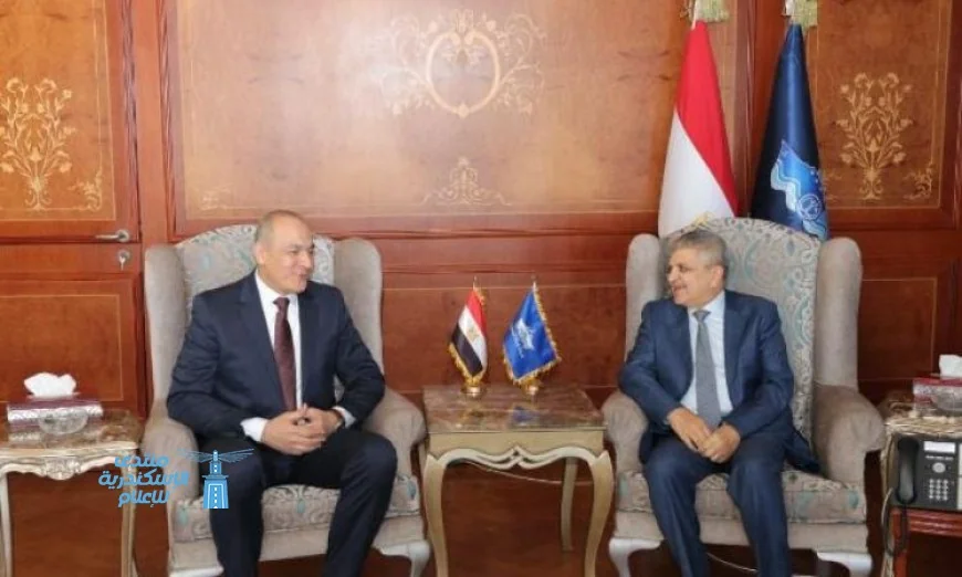 تعاون مشترك بين هيئة قناة السويس وتعليم الكبار لتنظيم برامج محو الأمية